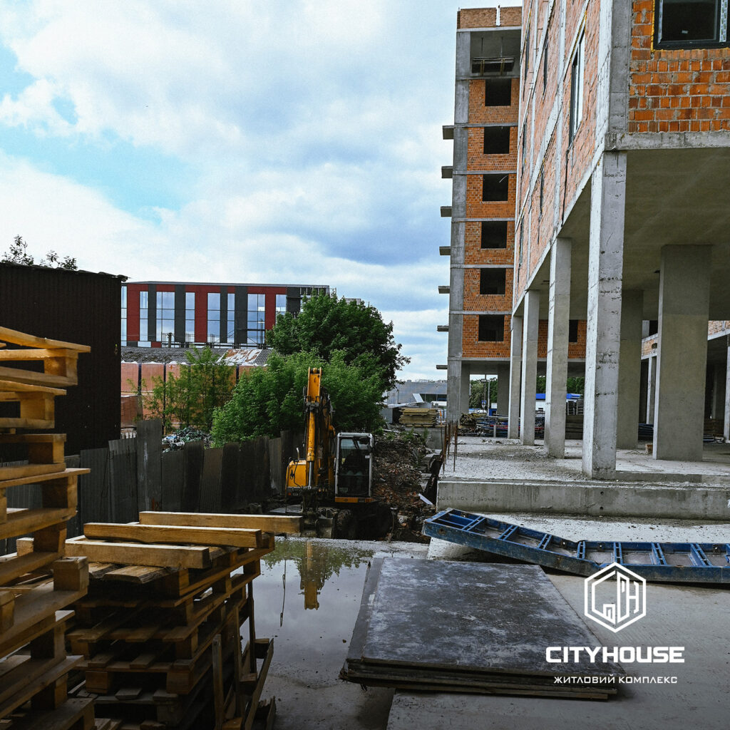 ЖК city house хід будівництва Травень